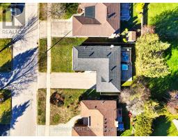 Bedroom 5 - 6 Lindsay Crescent, Orillia, ON L3V7G3 Photo 4
