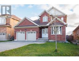 Bedroom 3 - 31 Ellis Crescent, Kawartha Lakes, ON K9V0A5 Photo 3