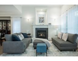 2966 147 A Street, Surrey, BC V4P3E6 Photo 2