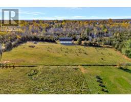 101 111 Foster Road, Prince Edward County, ON K0K1W0 Photo 5