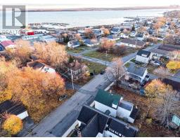 72 Pleasant Street, North Sydney, NS B2A1L5 Photo 4