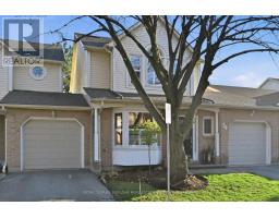 Bathroom - 38 5255 Lakeshore Road, Burlington, ON L7L5X8 Photo 2