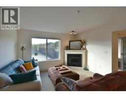 303 5711 Ebbtide Street, Sechelt, BC V7Z0J5 Photo 3