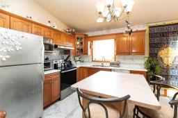 Dining room - 20056 31 E Road, Pansy, MB R0A0J0 Photo 5