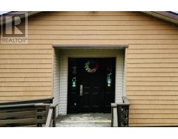 16325 Cabot Trail Road, Image 3