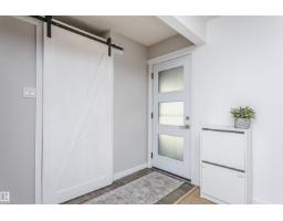 Primary Bedroom - 8412 71 St Nw, Edmonton, AB T6B1X4 Photo 5