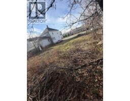 15 Sixth Street, Moncton, NB E1E3G5 Photo 5