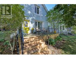 Living room - 108 Baldwin Street, Tillsonburg, ON N4G2K6 Photo 2