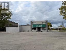 6102 Perkins Street, Niagara Falls, ON L2E5R8 Photo 3