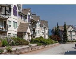 304 1466 Pemberton Avenue, Image 2