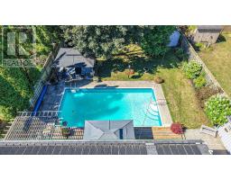 Family room - 215 Park Street, Orillia, ON L3V5V7 Photo 2