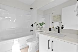 Dining room - 338 Numeracy Lane, Winnipeg, MB R2P3A6 Photo 3