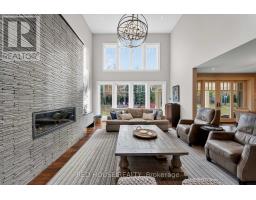 162 Delphi Lane N, Blue Mountains, ON N0H1J0 Photo 4