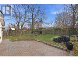 Laundry room - 4 Cross Street, St Catharines, ON L2R2W5 Photo 5