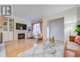 Family room - 10501 Woodbine Avenue, Markham, ON L6C0K4 Photo 5