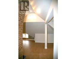 18 Worsley Street, Barrie, ON L4M1L4 Photo 3