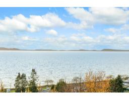 14786 Upper Roper Avenue, White Rock, BC V4B2C9 Photo 2