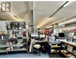 220 Fourth St, Rainy River, ON P0W1L0 Photo 2