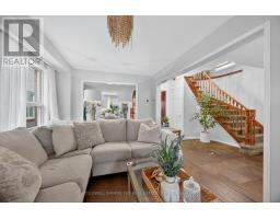 Bedroom 2 - 136 Violet Street, Barrie, ON L4N9M7 Photo 5