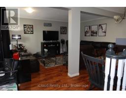 Dining room - 9 Hazelglen Court, Brampton, ON L6S1N7 Photo 3