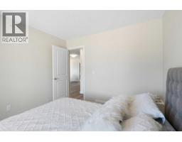 Living room - 221 Muirfield Boulevard, Lyalta, AB T0J1Y1 Photo 5