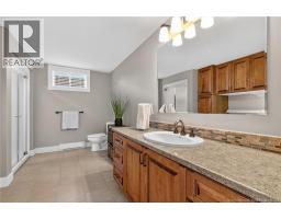 3pc Ensuite bath - 1003 Bourque Road, Dieppe, NB E1A8S7 Photo 3