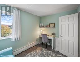 Living room - 421 198 Scott Street, St Catharines, ON L2N5T3 Photo 3