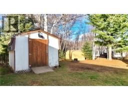 Bath (# pieces 1-6) - 230 Birchgrove Road, Beresford, NB E8K1G7 Photo 4