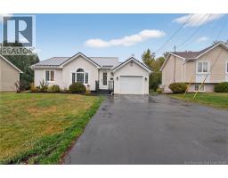 Bedroom - 52 Frederic, Dieppe, NB E1A7H9 Photo 5