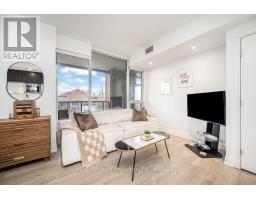 Living room - 237 4800 Highway 7, Vaughan, ON L4L1H8 Photo 2