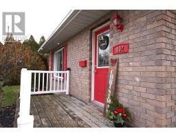 Living room - 402 Cline Avenue, Cornwall, ON K6J5M8 Photo 2