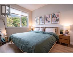 Primary Bedroom - 1216 Douglas Street, Revelstoke, BC V0E2S0 Photo 4