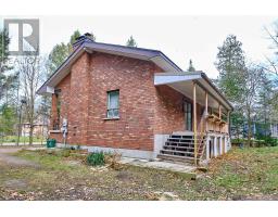 Bedroom 4 - 13 Balsam Avenue, Tiny, ON L0L2T0 Photo 5