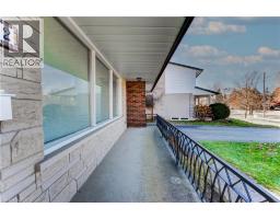 Foyer - 12 Kara Lee Court, Guelph, ON N1E4P2 Photo 4