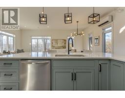 Foyer - 2405 Roosevelt Drive, Halifax, NS B3L3H8 Photo 3