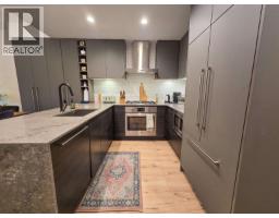 224 3131 Murray Street, Port Moody, BC V3H0L9 Photo 2