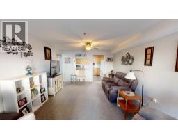 4pc Bathroom - 208 20 3 Street S, Lethbridge, AB T1J4P1 Photo 4