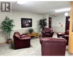 Primary Bedroom - 208 20 3 Street S, Lethbridge, AB T1J4P1 Photo 5