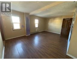 153 Alexandra St, Sault Ste Marie, ON P6A1J5 Photo 2