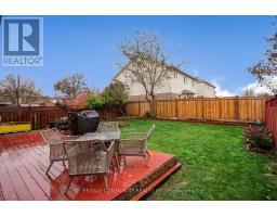 4 Edgerton Drive N, Clarington, ON L1C4S6 Photo 5