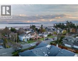 Bathroom - 6 10084 Third St, Sidney, BC V8L3B3 Photo 4