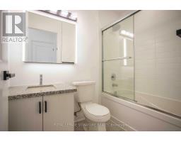 Primary Bedroom - 613 8763 Bayview Avenue, Richmond Hill, ON L4B3V1 Photo 4