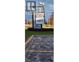 301 Croft Drive Unit 1 5, Lakeshore, ON N8N2L9 Photo 3