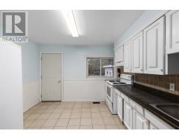 326 Farwell Ter, Sault Ste Marie, ON P6C4B5 Photo 4
