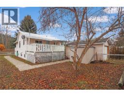 Living room - 359 Waterfront Avenue, Princeton, BC V0X1W0 Photo 2