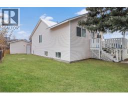 Primary Bedroom - 359 Waterfront Avenue, Princeton, BC V0X1W0 Photo 4