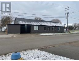 422 Canada Avenue, South Huron, ON N0M1Y0 Photo 4