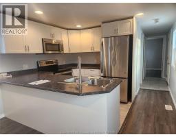 4pc Bathroom - 48 Regency Drive, Chatham, ON N7L4E9 Photo 3