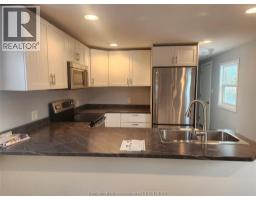 Living room - 48 Regency Drive, Chatham, ON N7L4E9 Photo 5