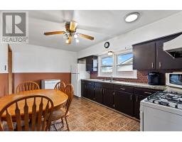 Primary Bedroom - 7 South Crescent, Port Colborne, ON L3K2X8 Photo 4